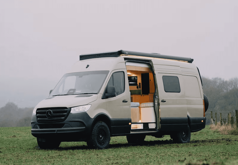 Rise Campers hero image